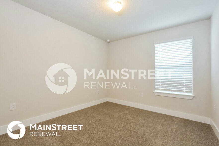 Building Photo - 352 Whiteheart Dr