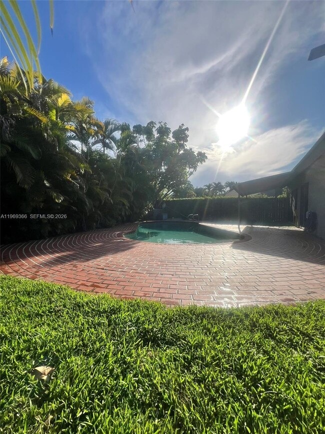 Building Photo - 7512 SW 95th Pl