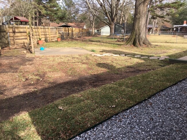 Building Photo - Great 3 Bed / 2 Bath For Rent in Madison