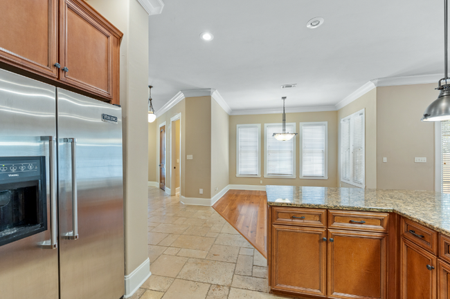 Building Photo - 1836 Ashley Hall Way