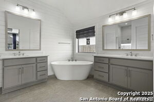 Building Photo - 3041 Bristow Pk