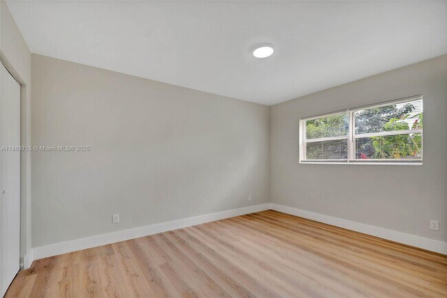 Building Photo - 840 NW 39th St