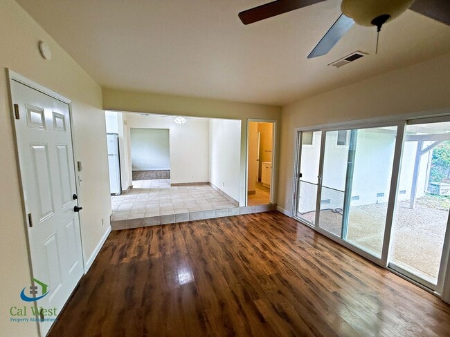 Building Photo - 1370 Fernwood Ln