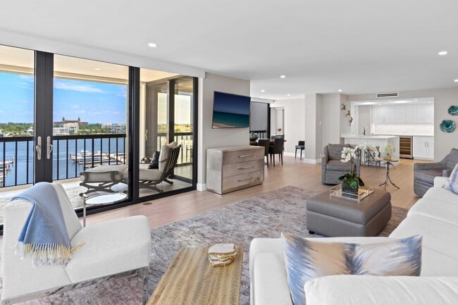 Building Photo - 400 N Flagler Dr