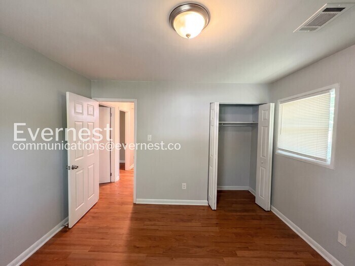Building Photo - 6631 Baldwin Ct