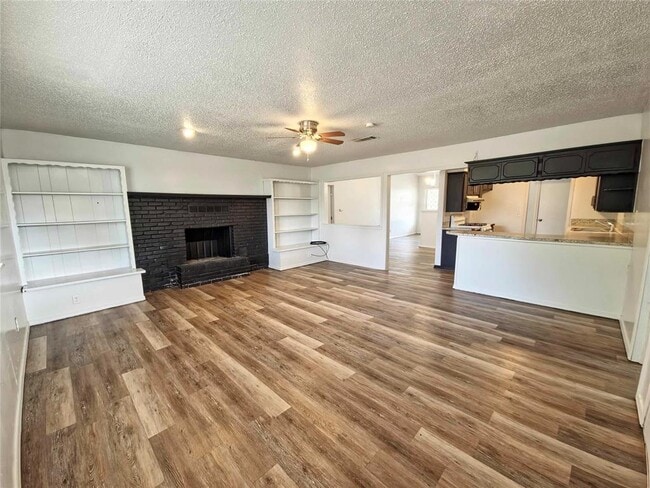 Building Photo - 3224 Lazy Ln