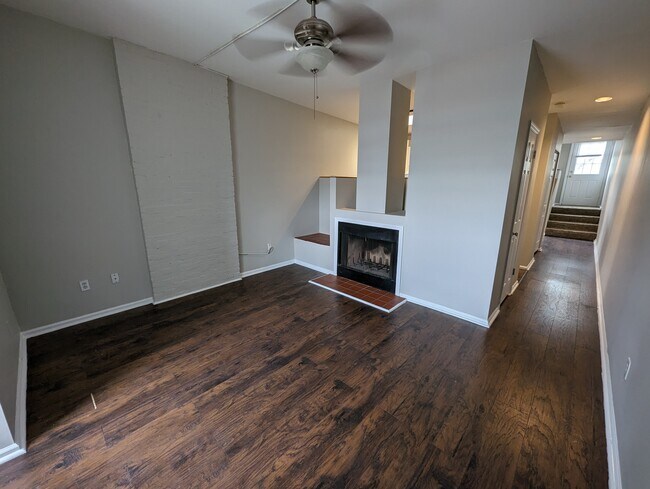 Building Photo - 2019 S 8th St