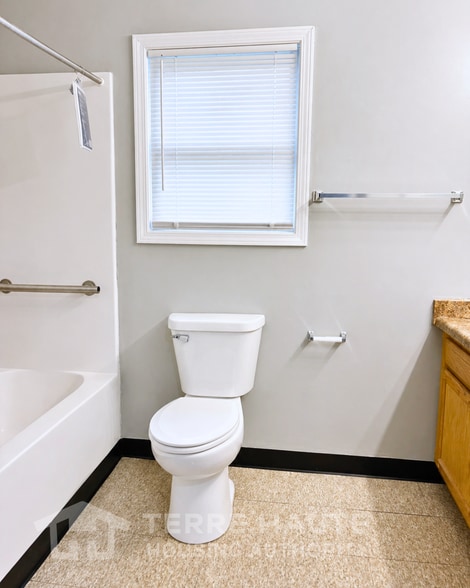 Building Photo - 1630 Liberty Ave