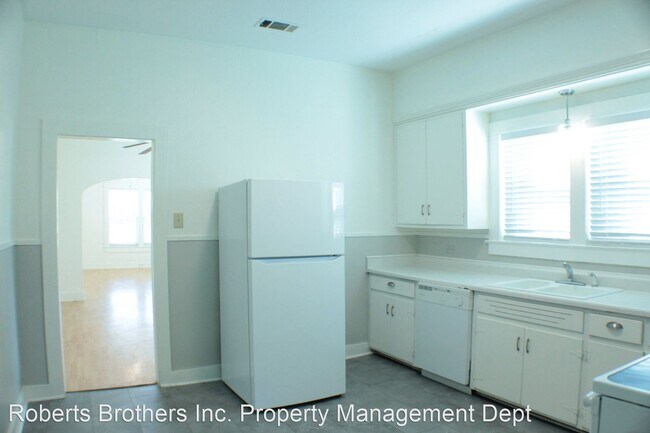 Building Photo - 2 br, 1 bath House - 207 NW 1st Street