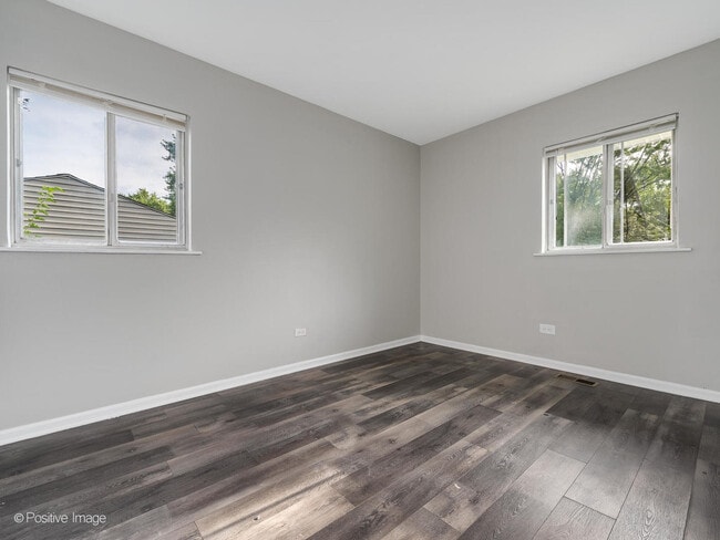 Building Photo - 22130 Kostner Ave