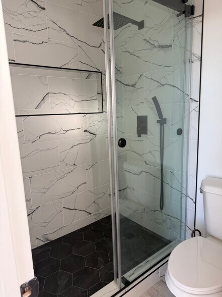 Building Photo - 9610 Dorrington Ave