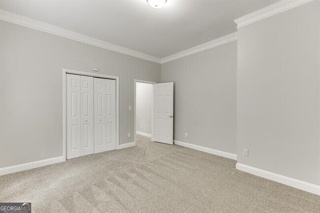 Building Photo - 9345 Riverclub Pkwy