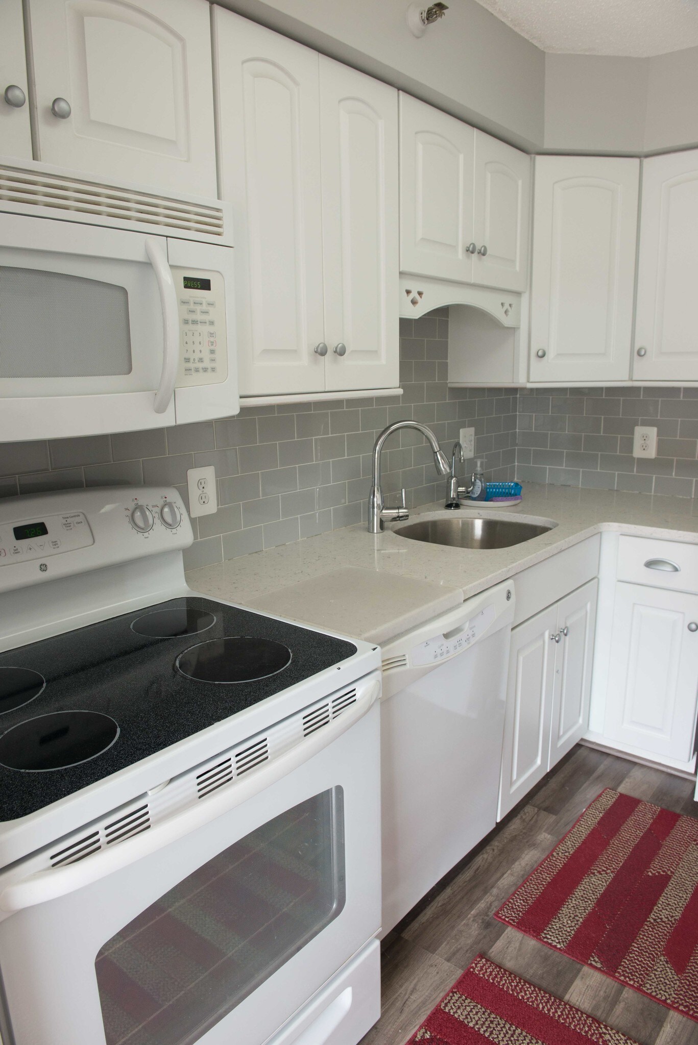 Building Photo - 1301 N Courthouse Rd