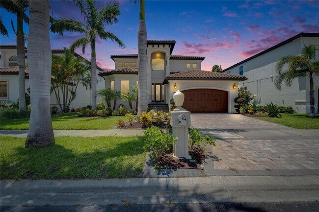 Building Photo - 6116 Lagomar Ln