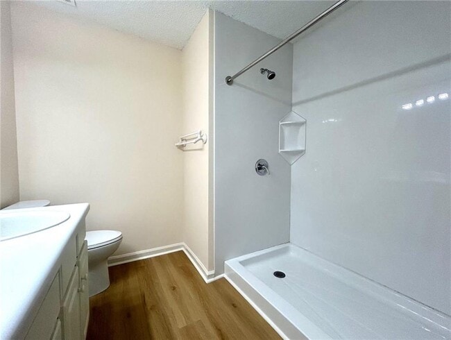 Building Photo - 275 Devonshire Dr