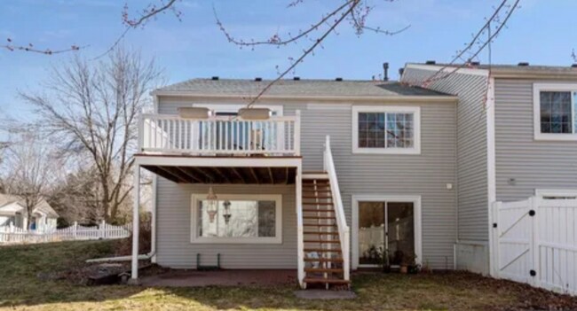 Building Photo - 5759 Donegal Dr