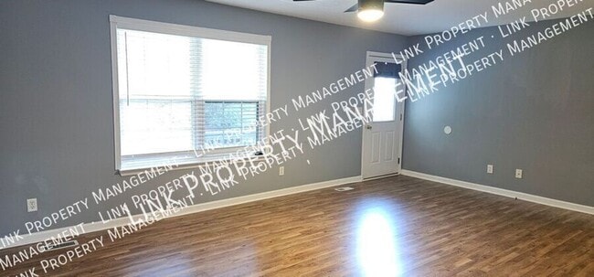 Building Photo - 140 S Elmwood St