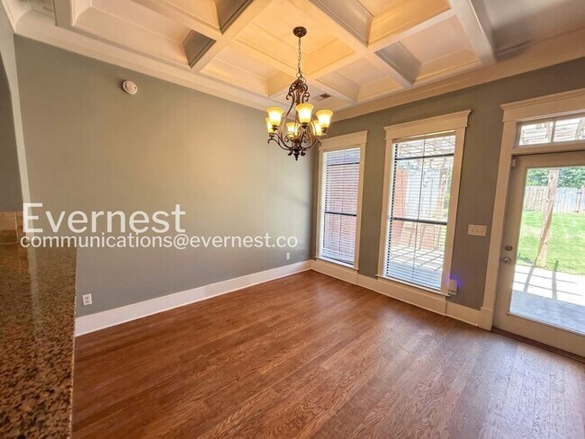 Building Photo - Comfort Meets Modern Convenience with Fireplace / 3 Beds & 2.5 Bath / Available Now