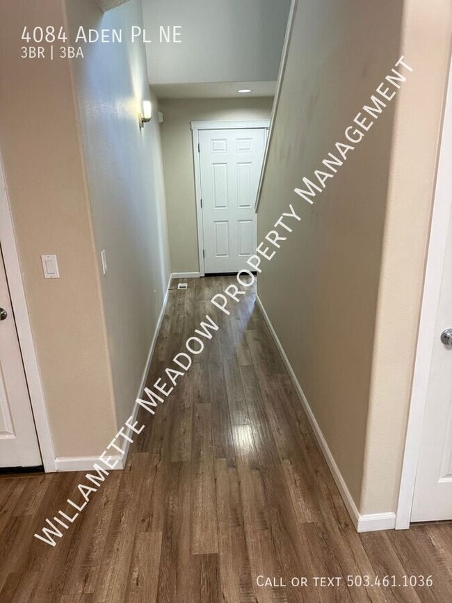 Building Photo - 4084 Aden Pl NE