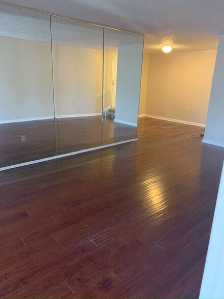 Building Photo - 7808 Hanover Pkwy