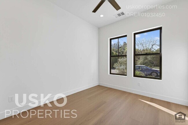 Building Photo - "Charming 2-Bedroom Retreat in Rocklin – Cozy 900 Sq Ft Home on Winding Lane!"