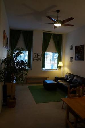 Building Photo - 48 Forest St