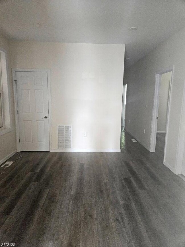 Building Photo - 167 S 9th St