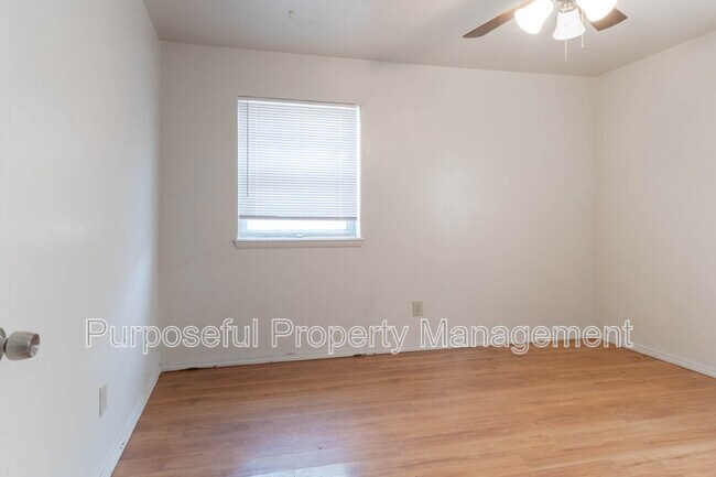 Building Photo - 1324 SW 61st Terrace