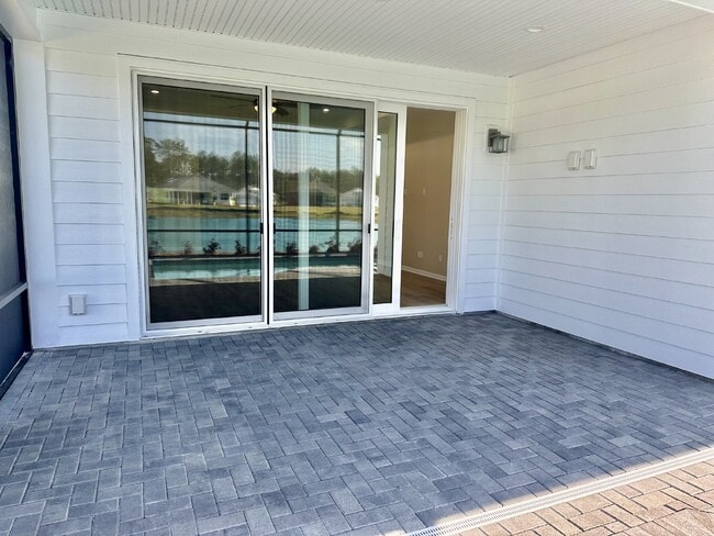 Building Photo - Gorgeous Home with a Private Pool Ready to...