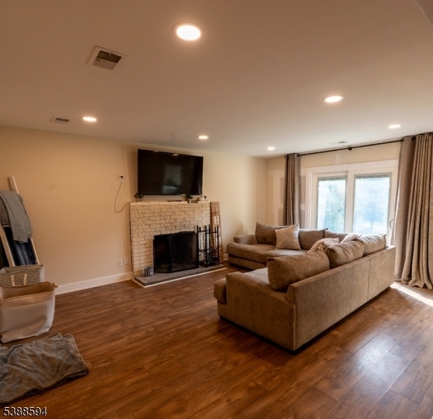 Building Photo - 647 Wyckoff Ave