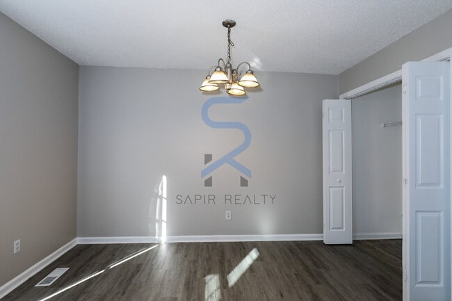 Building Photo - Move in before November 15th and get $100 ...