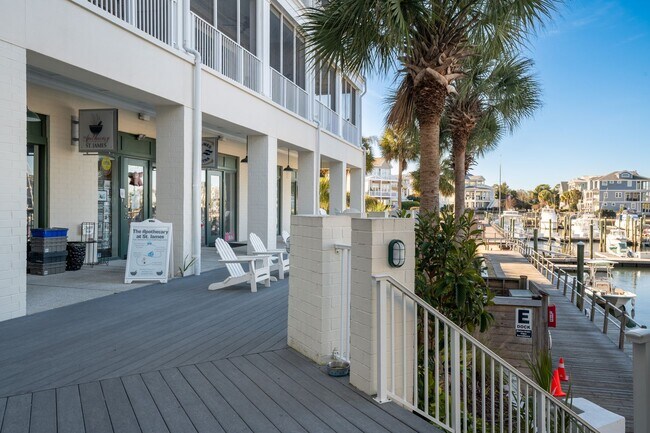 Building Photo - FULLY FURNISHED OFF-SEASON  1 BEDROOM NOW AVAILABLE