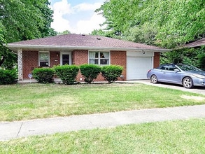 Building Photo - 1302 E Mumford Dr