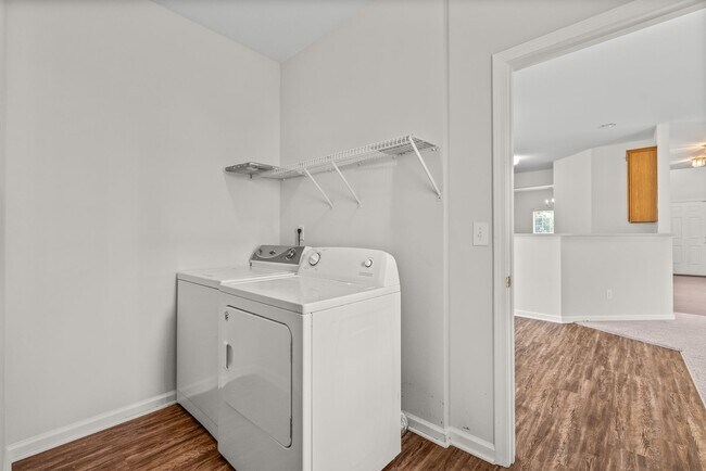 Building Photo - (Coming Soon) 4 Bedroom Home with a Bonus Room in Ballantyne!