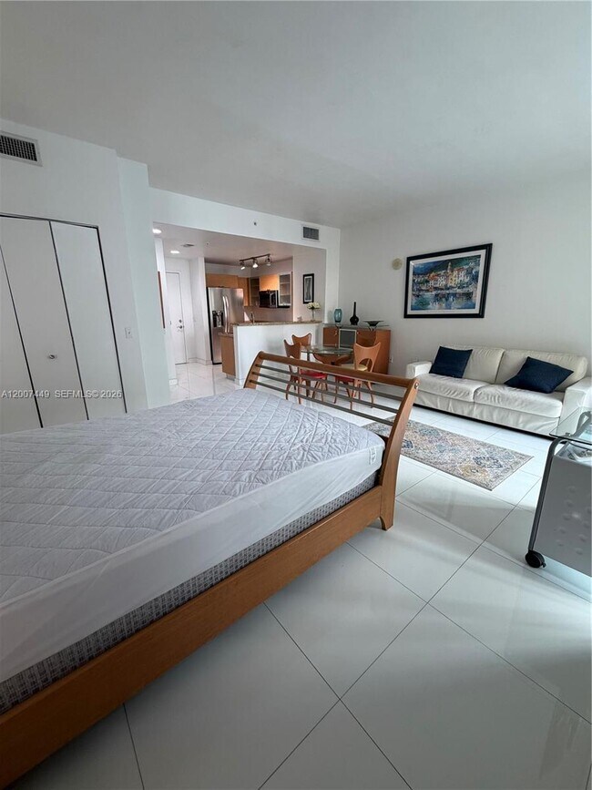 Building Photo - 3180 SW 22nd Terrace