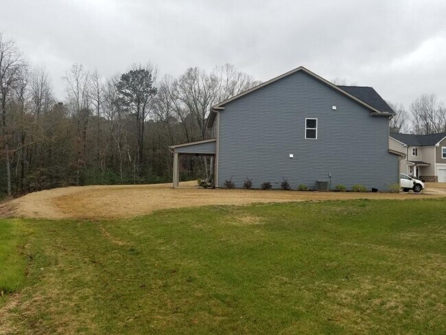 Building Photo - 2 Story 4 Bedroom Home Near Fort Gordon