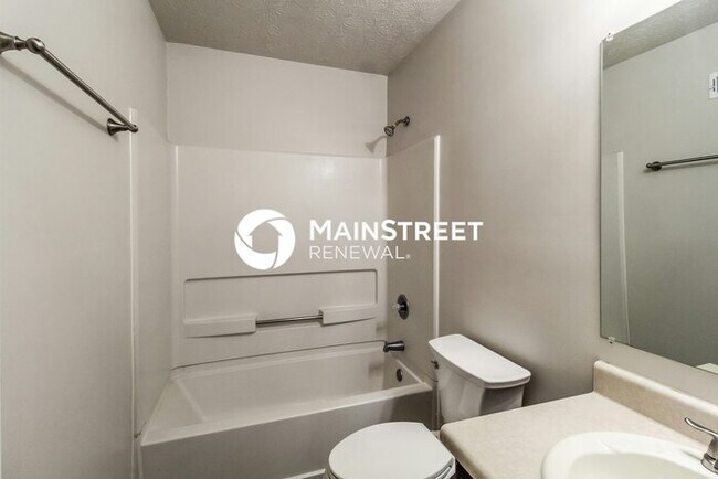 Building Photo - 3 Bedroom Pet-Friendly Home in Rex, GA with Main Street Renewal