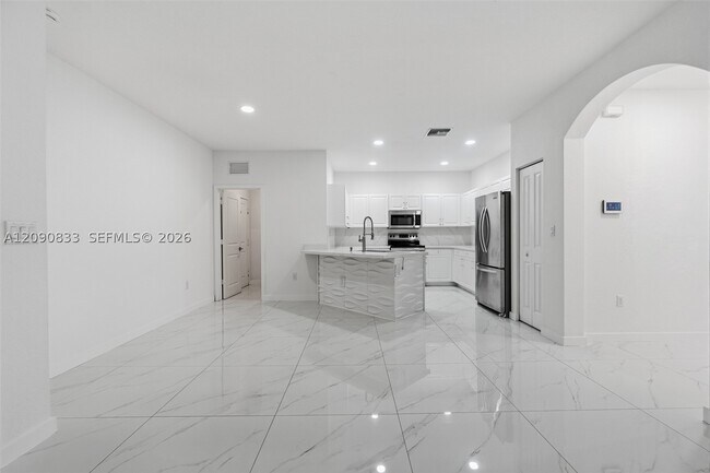 Building Photo - 24423 SW 118 Ave