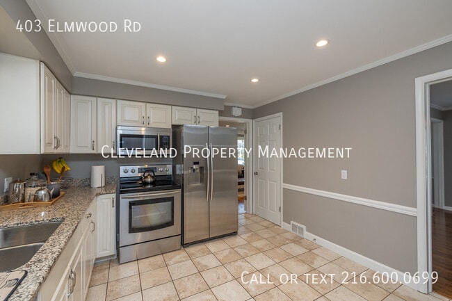 Building Photo - 403 Elmwood Rd