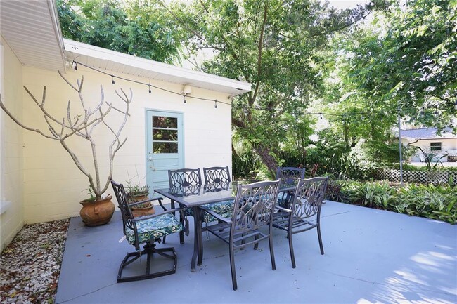 Building Photo - 4115 W Platt St