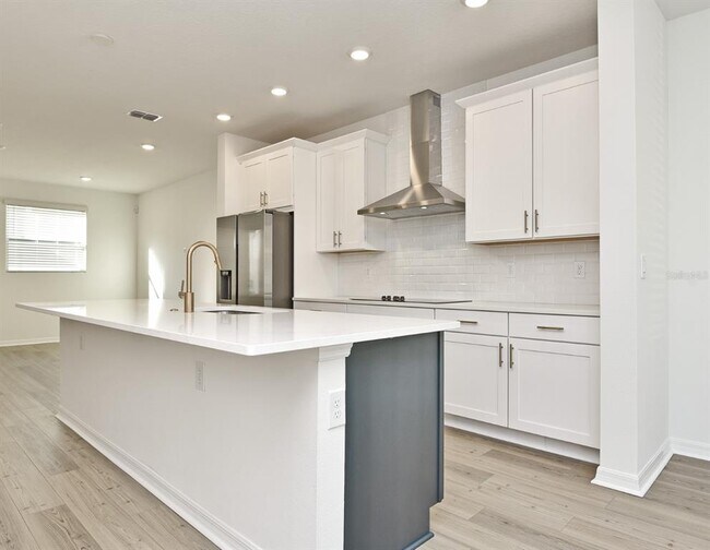 Building Photo - 2948 Voyager Ave