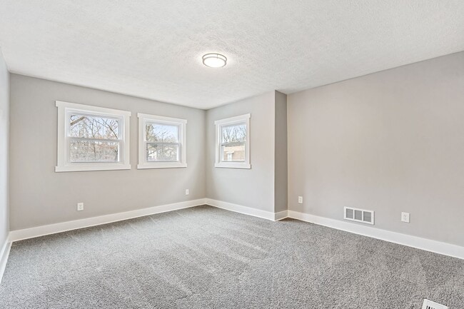 Building Photo - Completely Renovated 4 Bedroom Home in West View!!