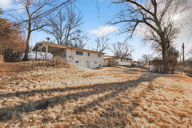 Building Photo - 1540 Aspen Dr