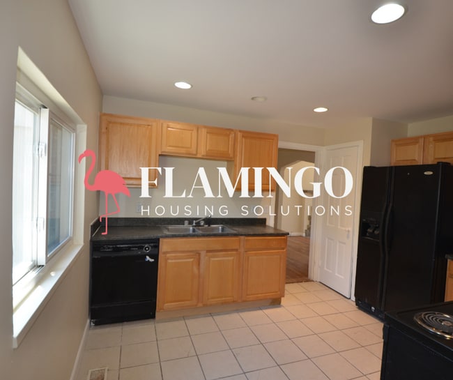 Building Photo - 2510 Catalpa Dr.