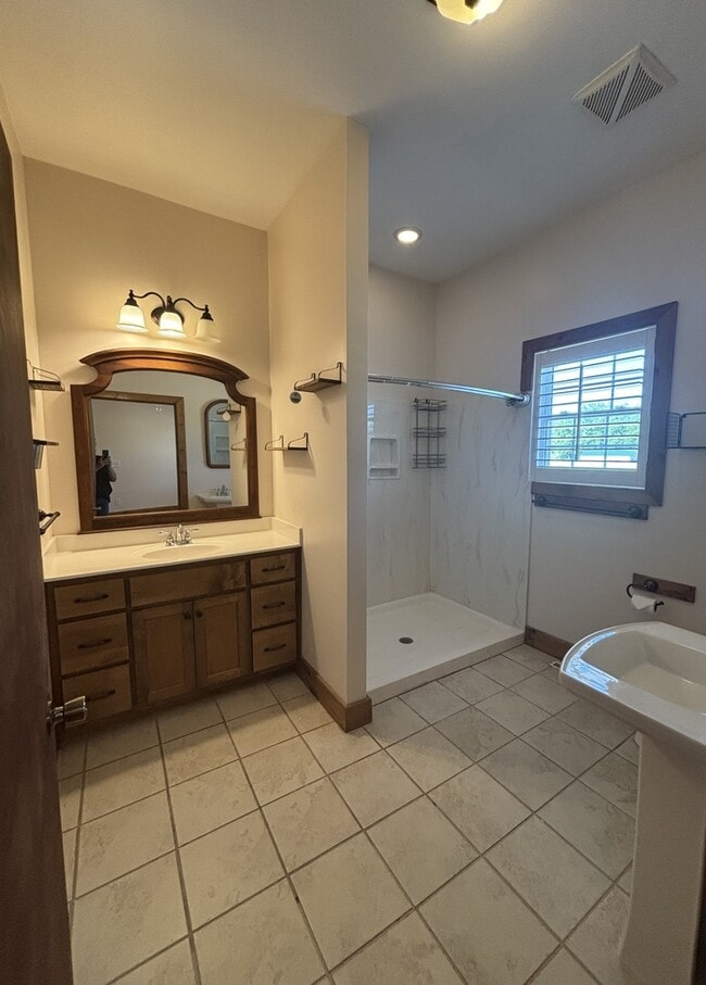 Building Photo - 5018 Bryant Pond Rd