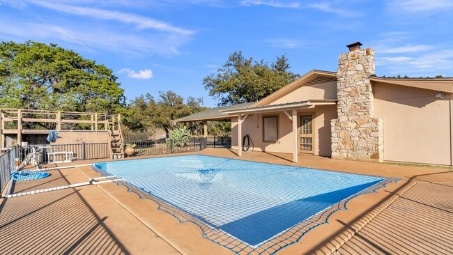 Building Photo - 352 Lookout Mountain