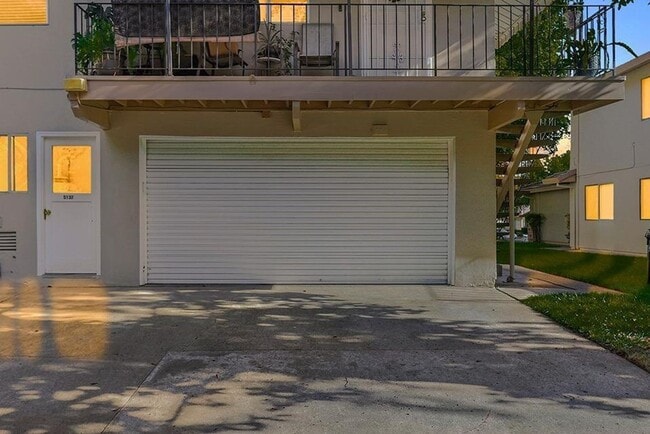 Building Photo - Madison Villa Condo Available July 1st