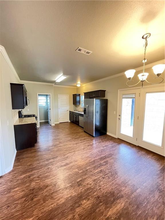 Building Photo - 1332 W Mt Comfort Rd