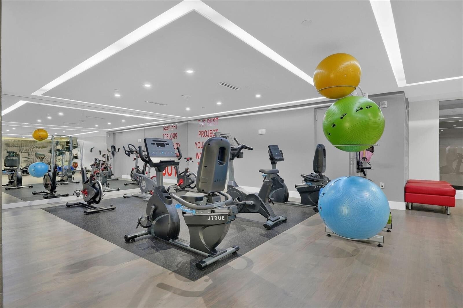 Building Photo - 901 Brickell Key Blvd