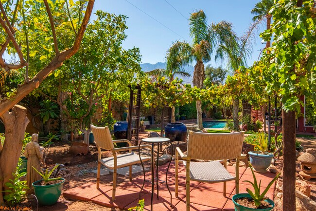 Building Photo - 14 Gary Cir